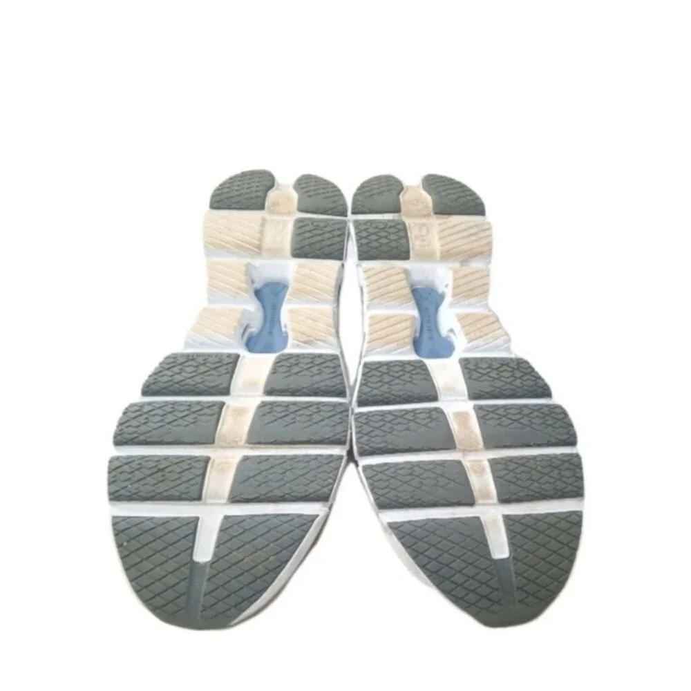 ON Running Cloud X 4 Shoes Women's Size 10.5 Sneakers Silver Chambray